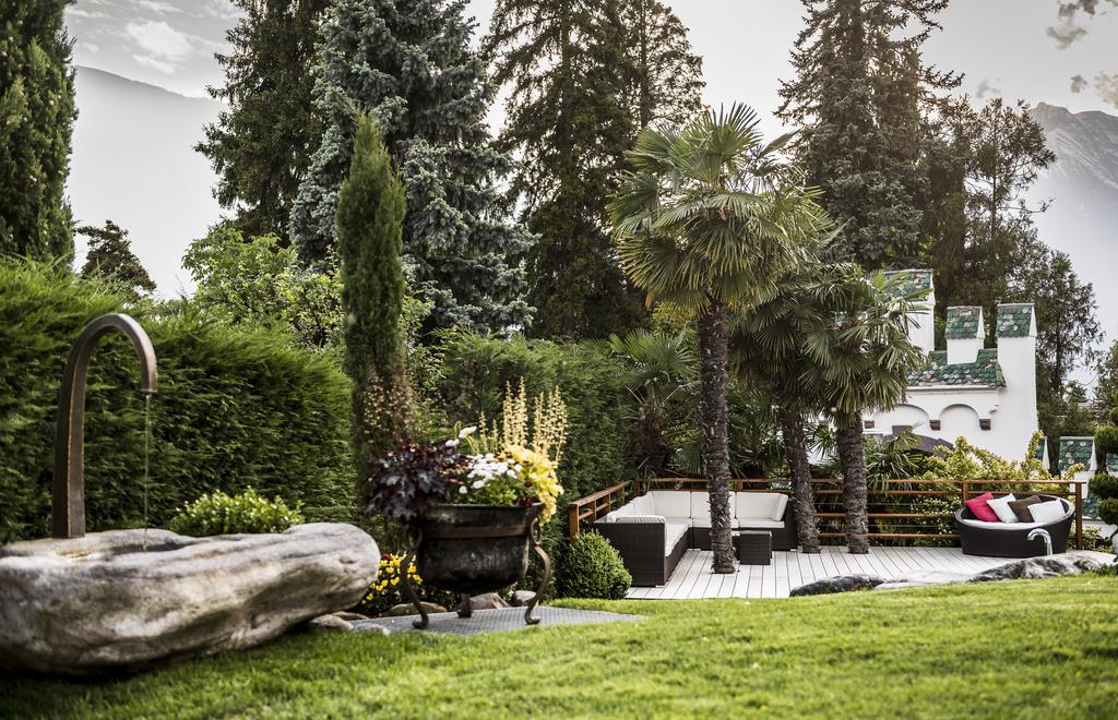 Hotel Sonnenburg Merano Exteriör bild