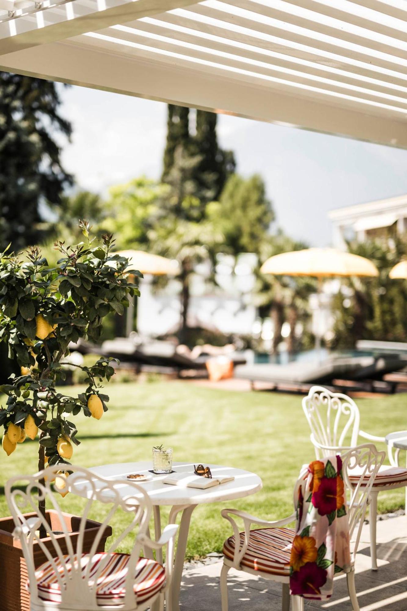 Hotel Sonnenburg Merano Exteriör bild