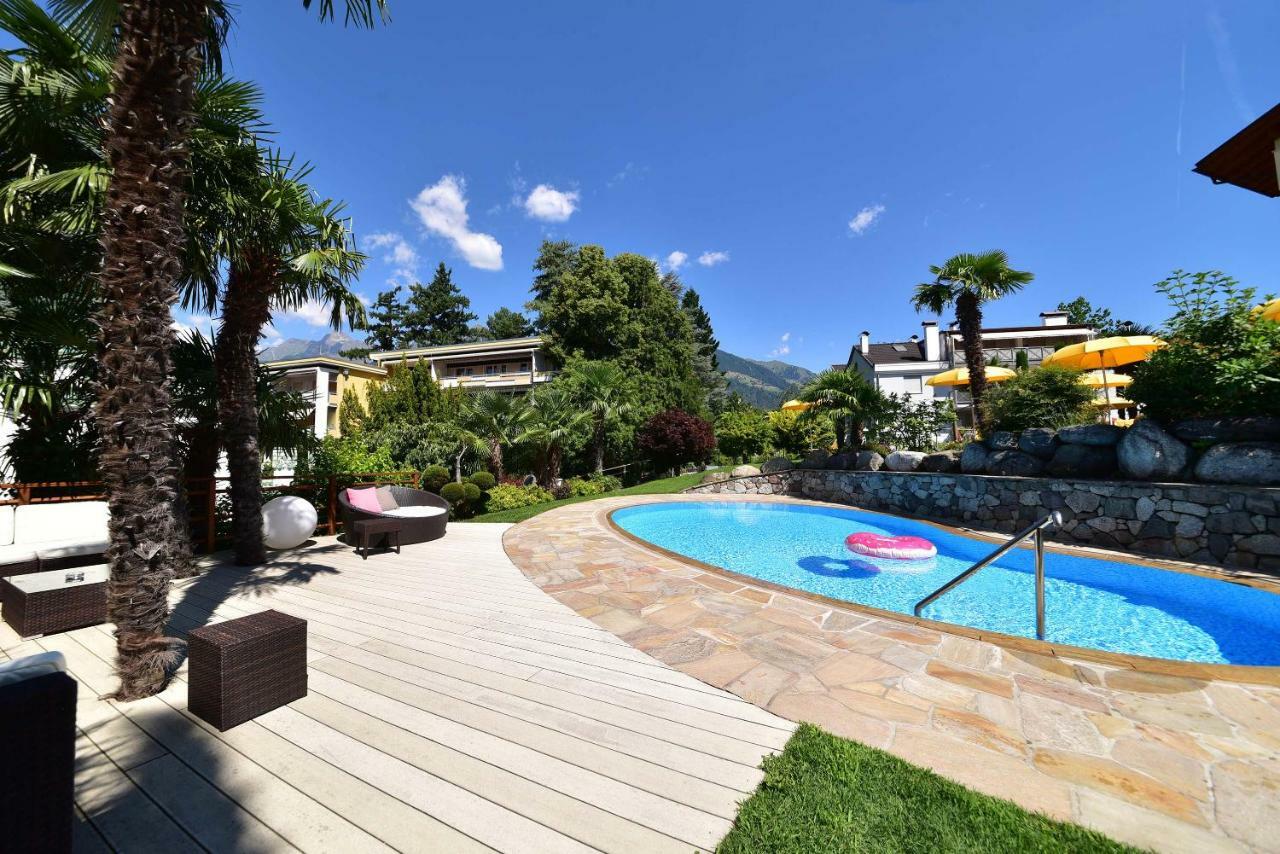 Hotel Sonnenburg Merano Exteriör bild